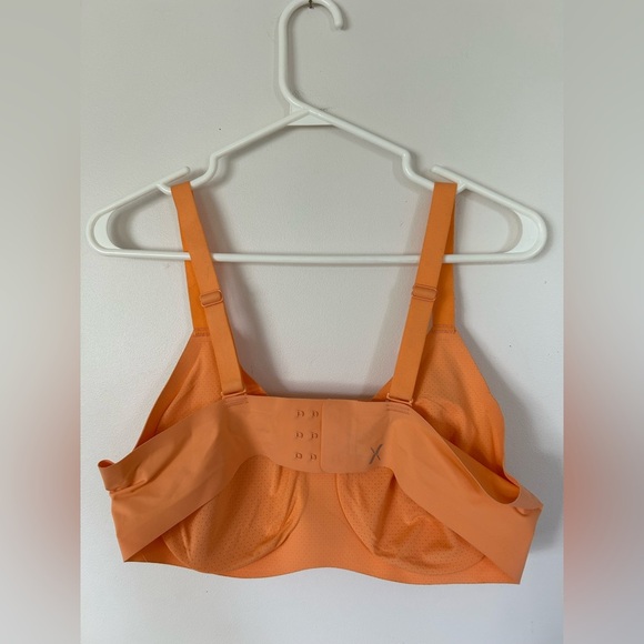 NWOT Knix Bra Size 7 Melon Orange Thin Strap Padded VNeck Adjustable Performance - Picture 4 of 7